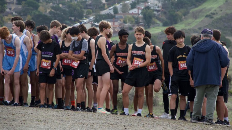 Woodside boys cross country waits for the Frosh/Soph PAL finals to begin along with other teams such as Sequoia High School and Terranova.