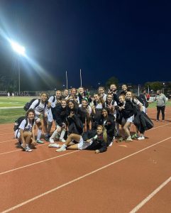 The 2021–2022 Varsity team upon becoming league champions after their win against Sequoia.